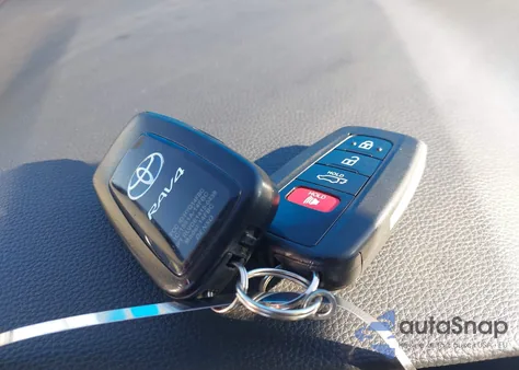 2021 Toyota Rav4 Hybrid Xle Premium z USA, uszkodzony, nr VIN 4T3B6RFV3MU046812